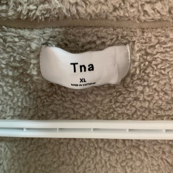 TNA fuzzy jacket- XL - Picture 2 of 3